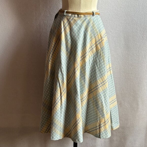 1970s Blue Plaid Flared Skirt - Picture 4 of 7